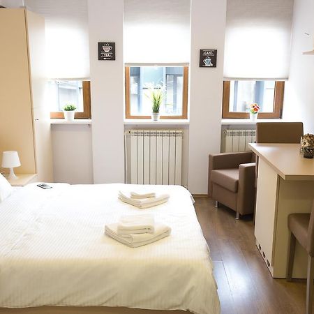 Grand Central Accommodation - Smardan Βουκουρέστι Εξωτερικό φωτογραφία