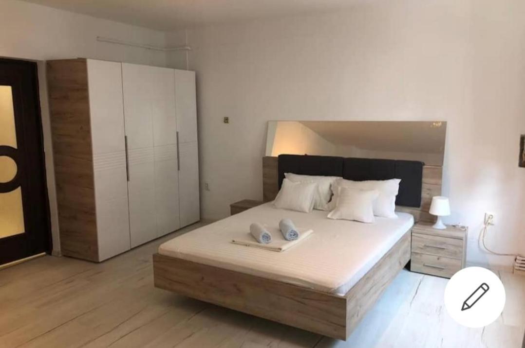 Grand Central Accommodation - Smardan Βουκουρέστι Εξωτερικό φωτογραφία