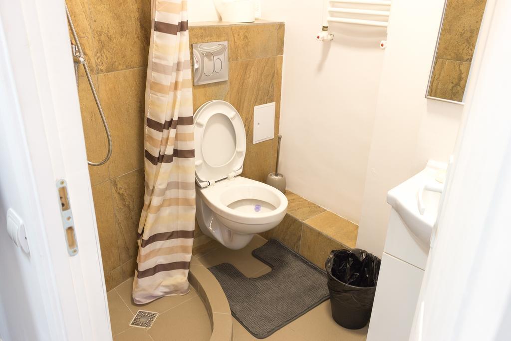 Grand Central Accommodation - Smardan Βουκουρέστι Εξωτερικό φωτογραφία
