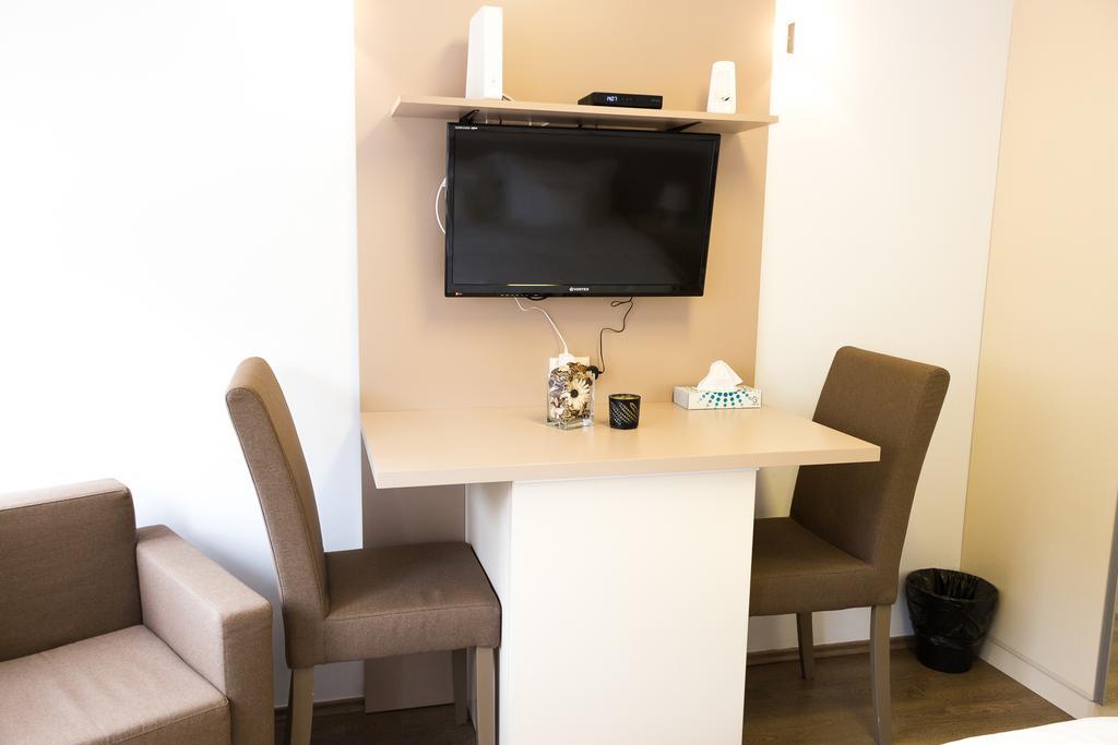 Grand Central Accommodation - Smardan Βουκουρέστι Εξωτερικό φωτογραφία
